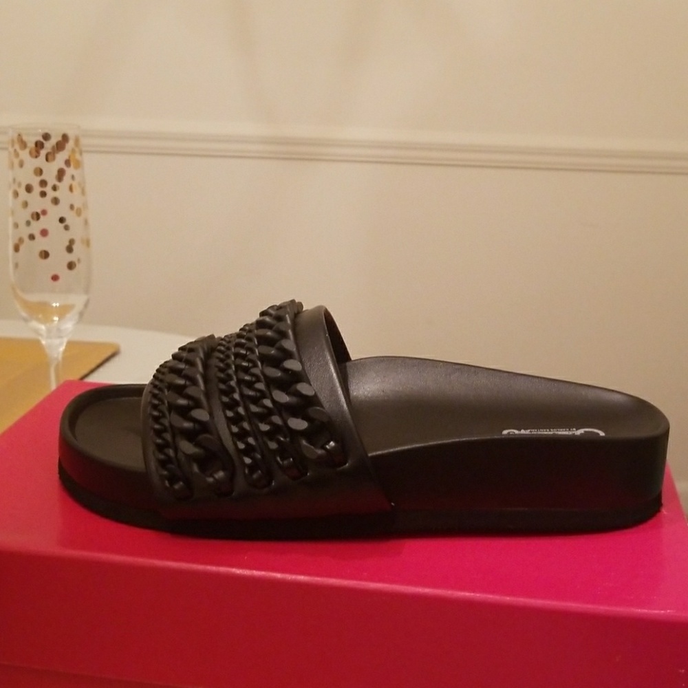 Slippers